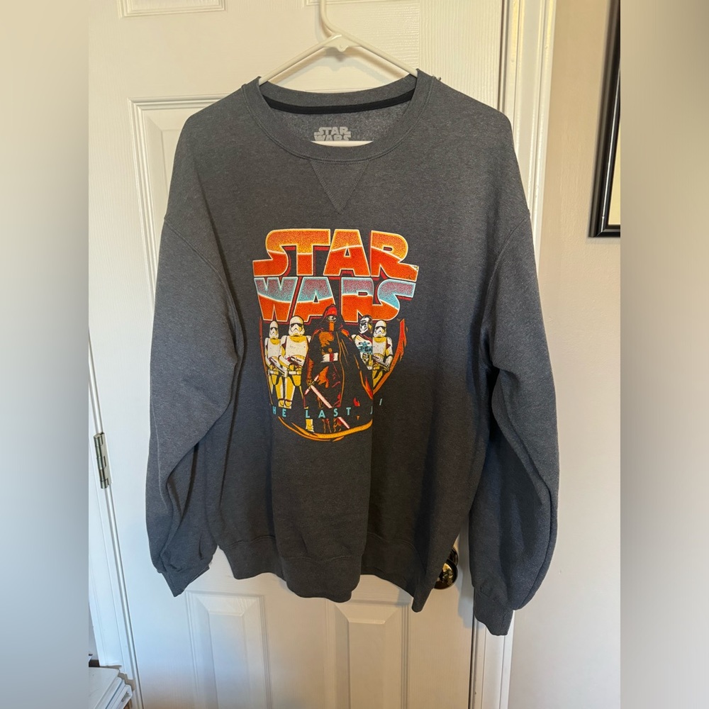 Excellent condition Star Wars sweater pull over, size L
